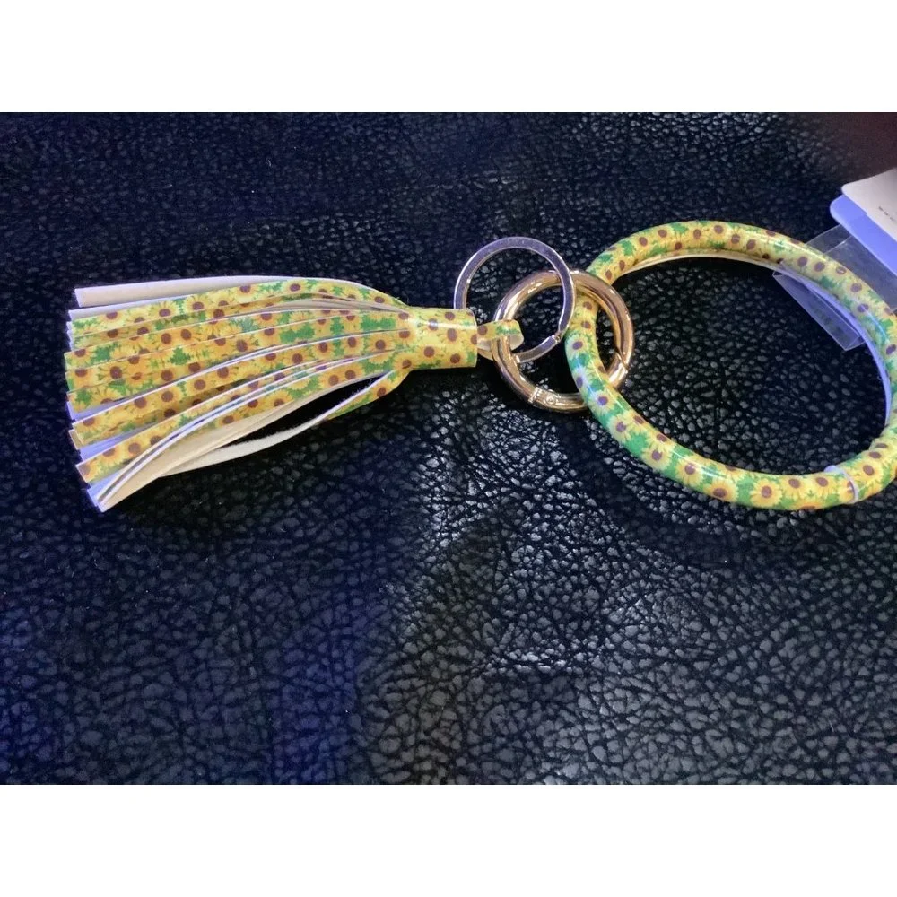 NWT Sunflower Print Wristlet Key Ring With‎ Tassel